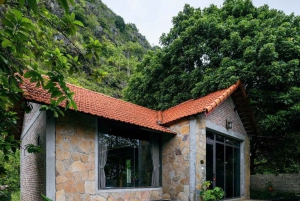 Halong Bay: 2-dagars lyxkryssning med fina middagar och kajakpaddling