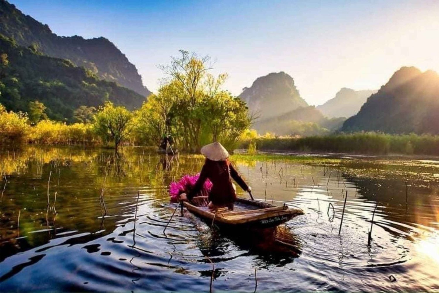 Von Hanoi aus: Ganztagestour zur Parfüm-Pagode mit Mittagessen