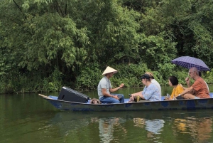 Från Hanoi: Gruppresa till parfympagoden med lunch och dagutflykt