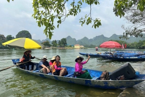 Hanoista: Hanoi: Koko päivän Perfume Pagoda ryhmäkierros lounaalla