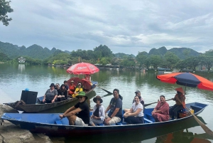 De Hanói: Excursão de 1 dia em grupo ao Pagode Perfume com almoço