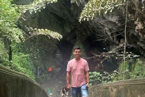 Da Hanoi: Tour di gruppo della Pagoda dei Profumi di una giornata intera con pranzo