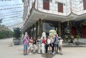 Desde Hanoi: Tour en grupo de un día entero a la Pagoda del Perfume con almuerzo