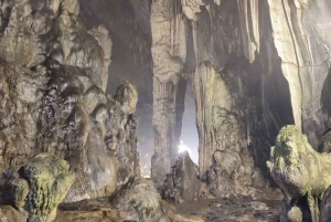 Von Hanoi aus: Ganztagestour zur Parfüm-Pagode mit Mittagessen