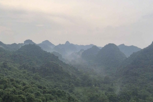 Z Hanoi: Całodniowa wycieczka grupowa do Pagody Perfumowej z lunchem