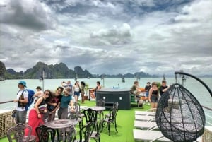 Hanoi: Lan Ha – Ha Long Bay 2 päivää 5 tähden parvekkeellisessa hytissä