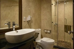 Vanuit Hanoi: Ha Long Bay 3D2N rondvaarten met 6 sterren cruise