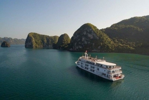 Vanuit Hanoi: Ha Long Bay 3D2N rondvaarten met 6 sterren cruise