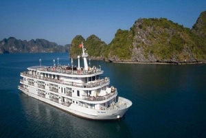Vanuit Hanoi: Ha Long Bay 3D2N rondvaarten met 6 sterren cruise