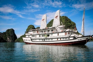 From Hanoi: Ha Long & Bai Tu Long Bay 3-Day Cruise with Food