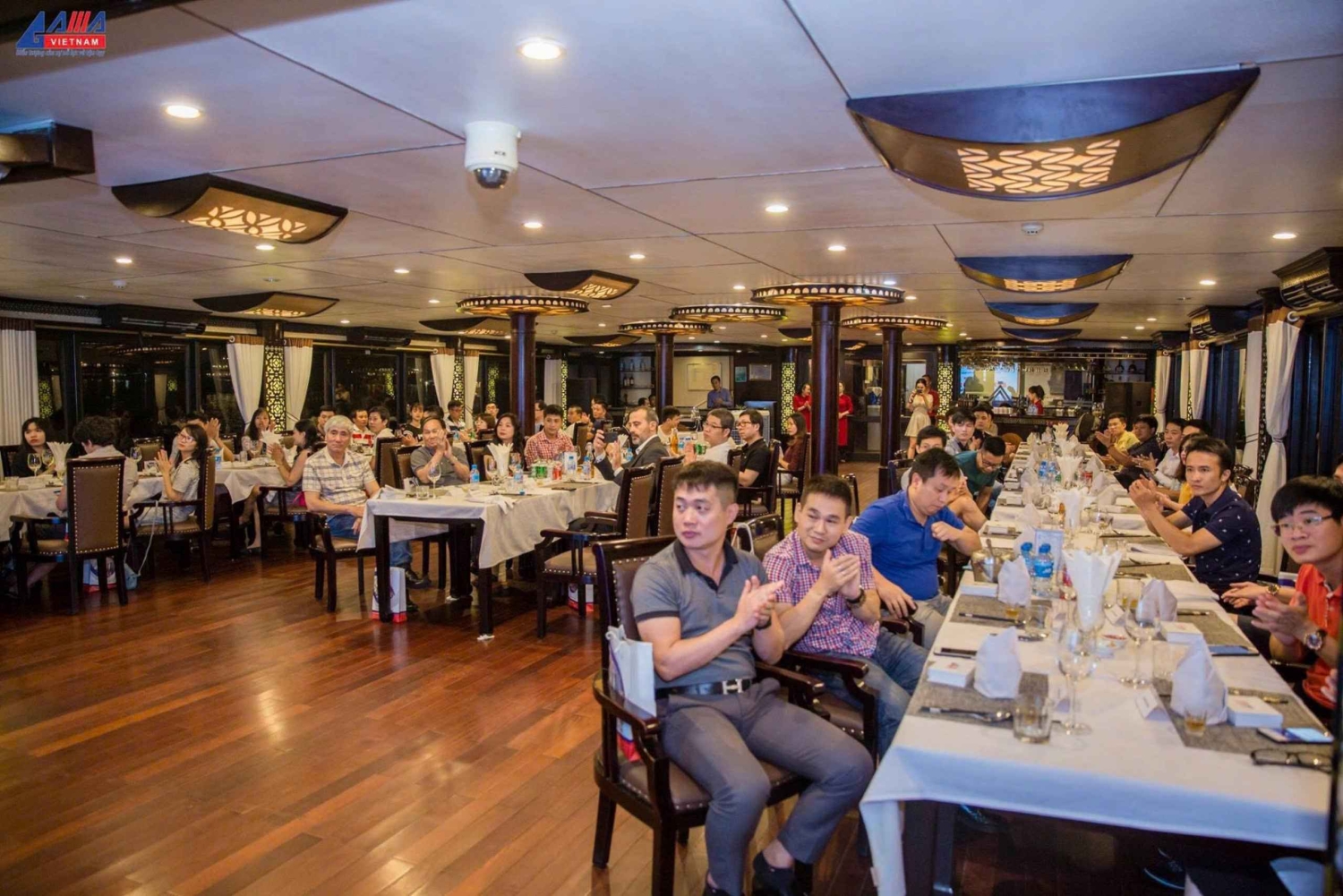 Desde Hanoi/Ha Long: crucero de 5 estrellas de 1 o 2 días por la bahía de Ha Long.