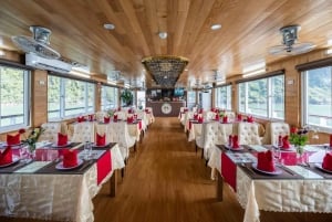 Fra Hanoi: Halong Bay Deluxe dagstur med cruise