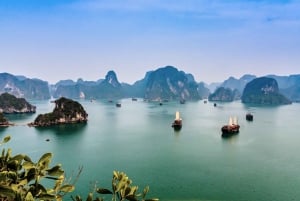 From Hanoi: Halong Bay Deluxe Full-Day Trip by Boat