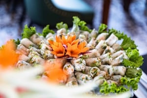 Fra Hanoi: Ha Long Bay luksuscruise med lunsjbuffé i Ha Long Bay