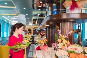 Vanuit Hanoi: Halong Bay Seaplane & 6-uur durende tour door Ha Long Bay