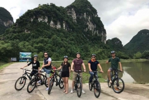 From Hanoi: Hoa Lu and Tam Coc Sightseeing and Biking Tour