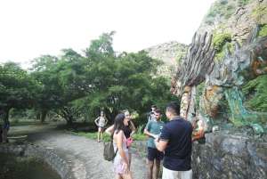 From Hanoi: Hoa Lu, Mua Cave and Tam Coc Full-Day Trip