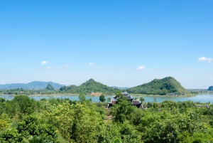 Från Hanoi: Hoa Lu - Tam Coc - Mua Caves med transfer
