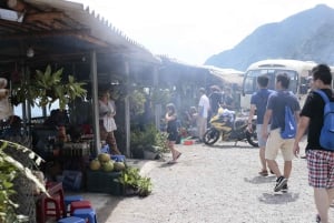 From Hanoi/Mai Chau: Full-Day Mai Chau Group or Private Tour