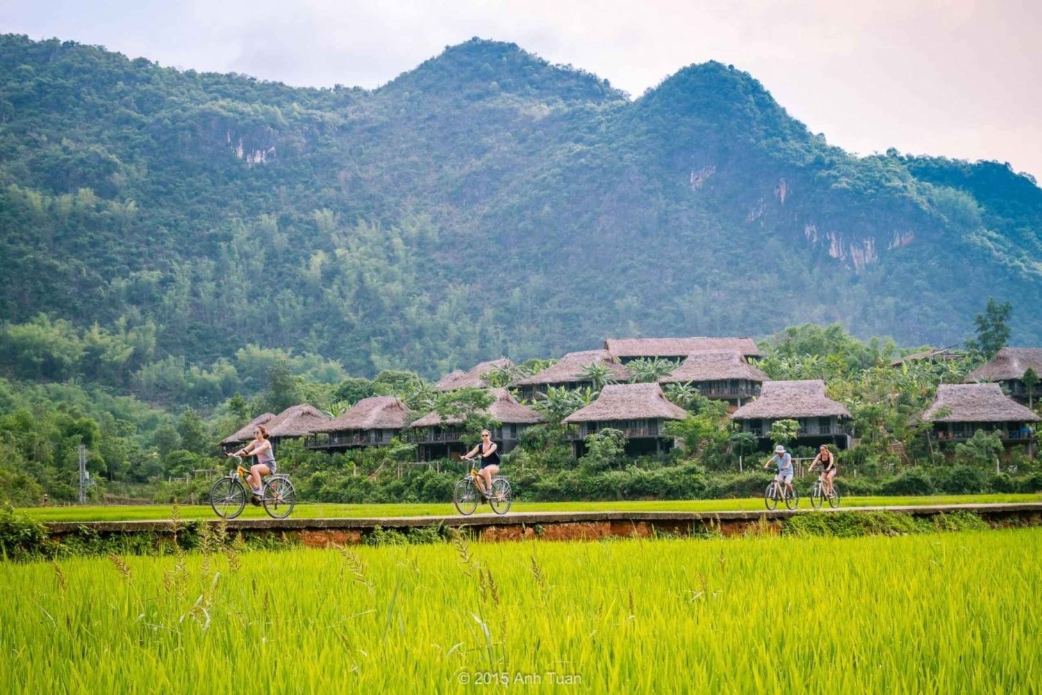 Hanoi: Mai Chau Valley & Hill Tribes 2 päivän trek-kiertue