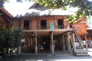 De Hanoi: excursion de 2 jours en Trek dans la vallée de Mai Chau et les tribus des collines