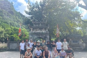 Desde Hanói: aventura en jeep en Ninh Binh – Hoa Lu, Trang An, Mua