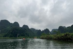 Hanoi: Ninh Binh- Hoa Lu - Trang An - Grotta di Mua - Best seller