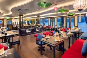 From Hanoi: Overnight Halong Bay Luxury Cruise with Meals