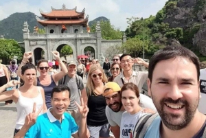 From Hanoi: Trang An Scenic Landscape & Bai Dinh Pagoda Trip