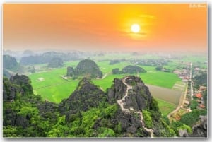 From Hanoi:Transfer to or from Ninh Binh Daily Limousine Bus