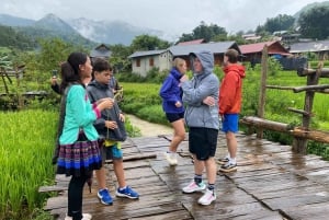 Från Hanoi: Vandring och vistelse: 3-dagars äventyr i Sapa Highlands