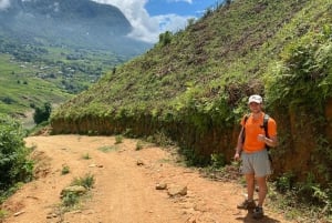 Från Hanoi: Vandring och vistelse: 3-dagars äventyr i Sapa Highlands