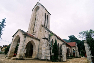 From Hanoi: Two-Day Sapa Tour with Fansipan Peak Visit