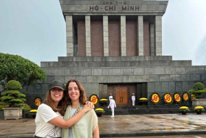 Da Hanoi: la bellezza del Vietnam tra cultura, seta e abiti lunghi