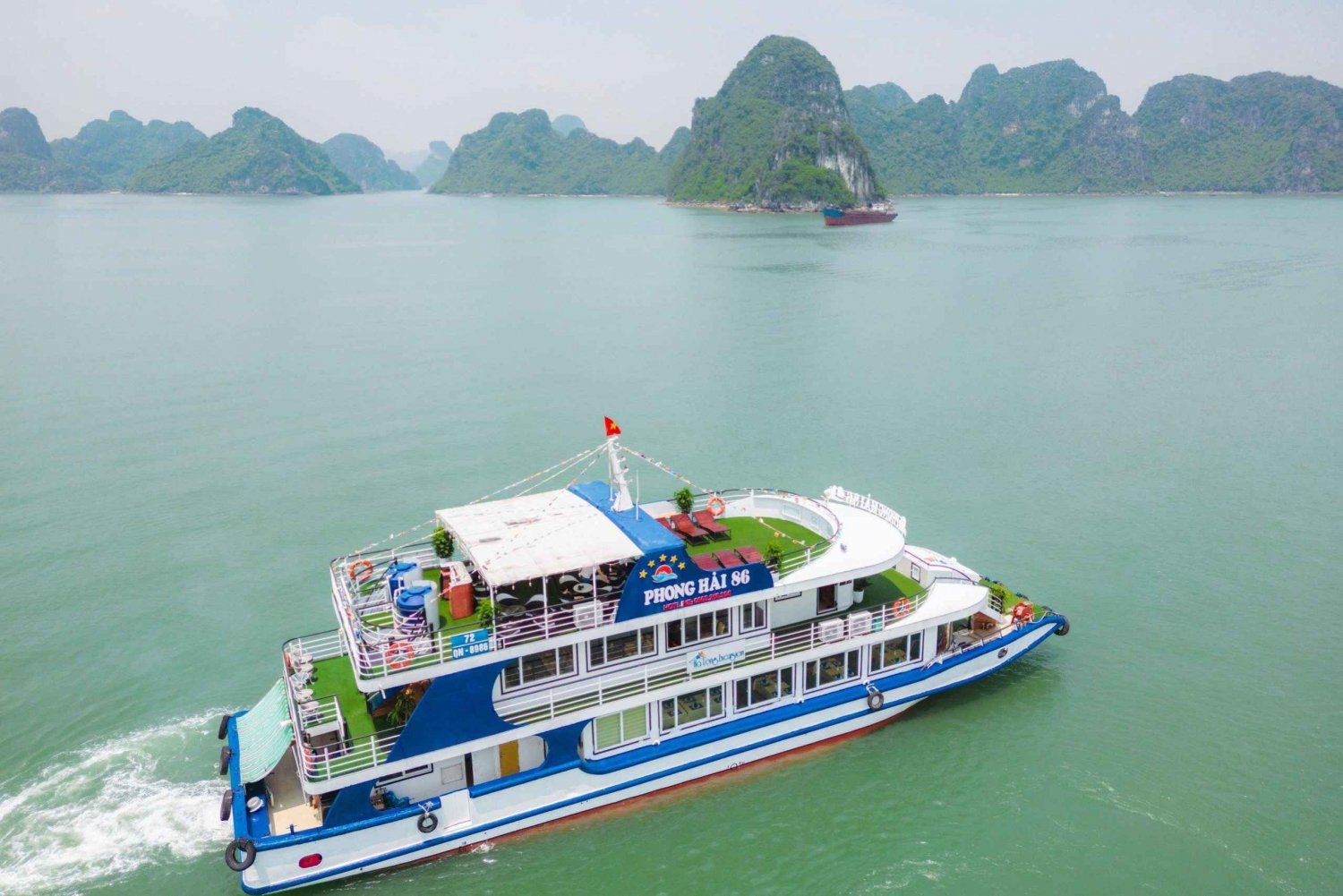 From Hanoi: Visit Ha Long Bay In 1 Day With A Luxury Cruise