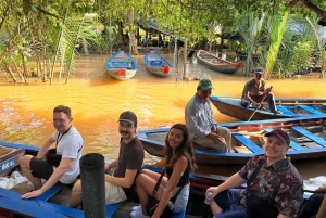 Fra HCM: Tur til Cu Chi-tunnellerne og en kokosnøddelandsby i Mekongdeltaet