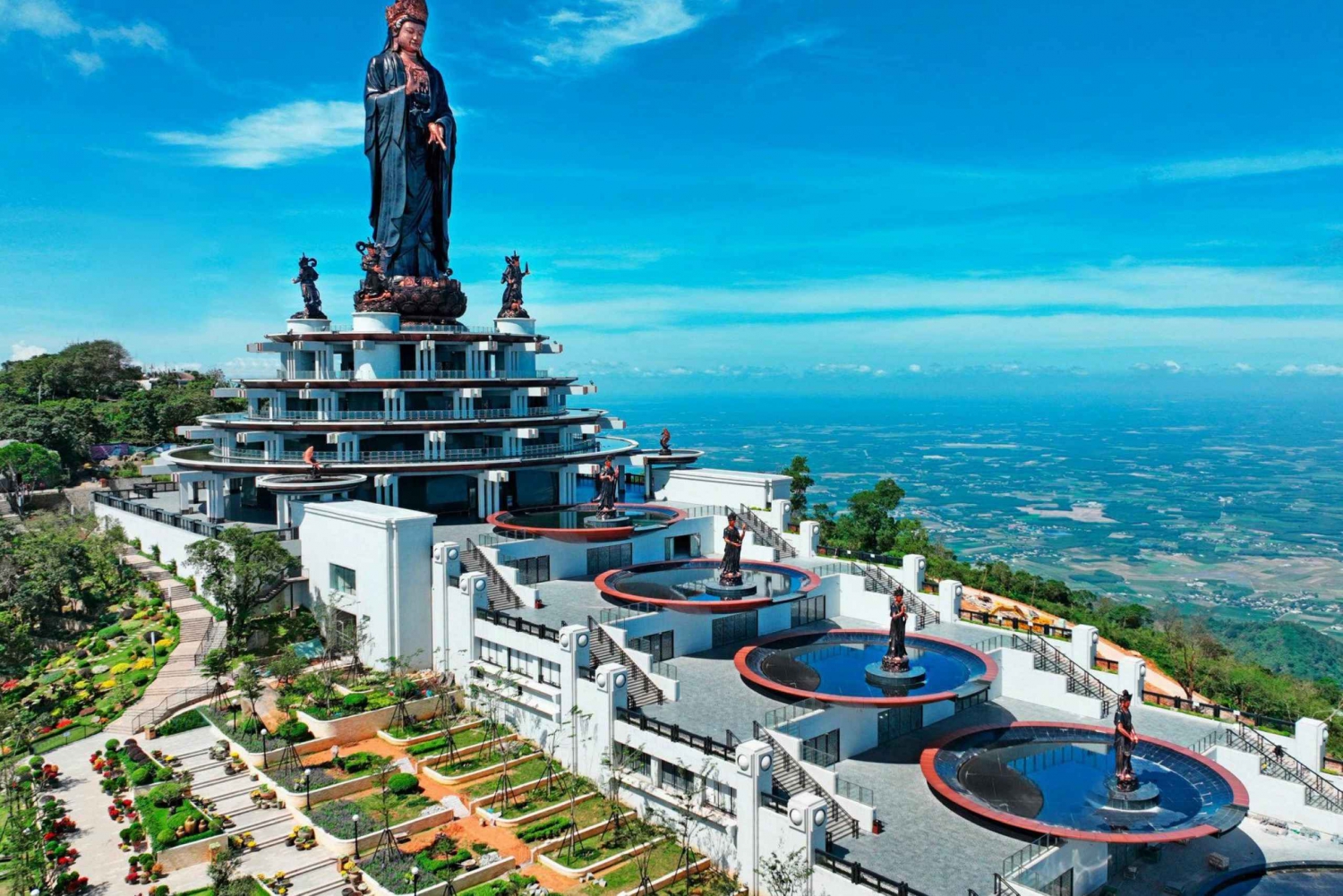 Ho Chi Minh : Visite de la montagne de la Vierge Noire et du temple de Cao Dai