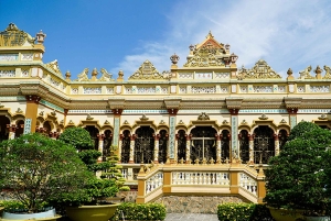 ホーチミン発：メコンデルタとココナッツキングダムツアー