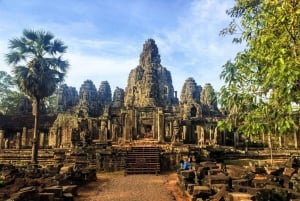From Ho Chi Minh City: Siem Reap & Angkor Temples 3-Day Tour