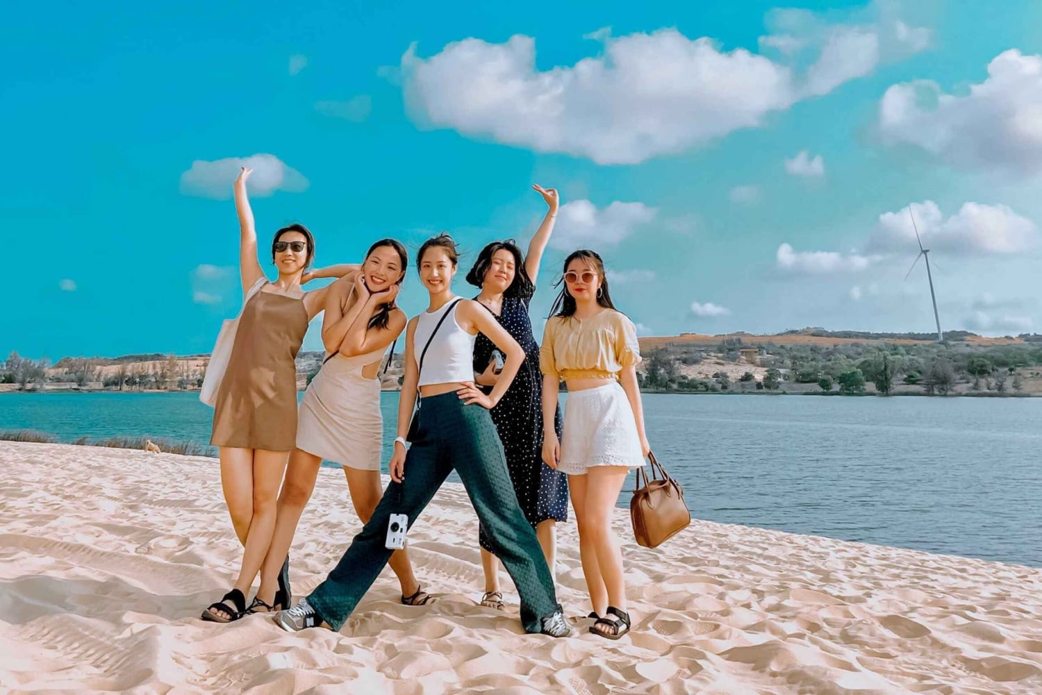 From Ho Chi Minh: Mui Ne Beach & Red Sand Dunes Day Trip