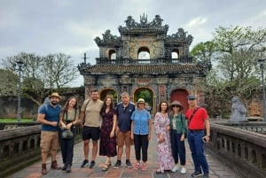From Hoi An/Da Nang: Hue Imperial City Group Tour with Lunch