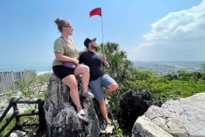From Hoi An/Da Nang: Marble and Monkey Mountain Private Tour