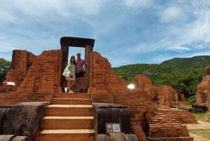 Da Hoi An: Viaggio guidato al Santuario di My Son e al fiume Thu Bon