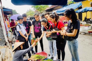 Hoi An/Da Nang: Markttour, boottocht en kookles