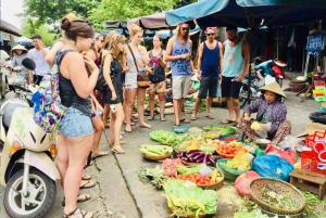 Hoi An/Da Nang: Visita al mercado, paseo en barco y clase de cocina