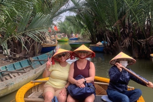 From Hoi An: Market Tour, Basket Boat Ride and Cooking Class