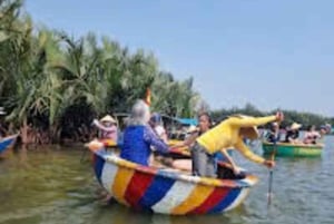 Desde Hoi An: tour por el mercado, paseo en barca y clase de cocina