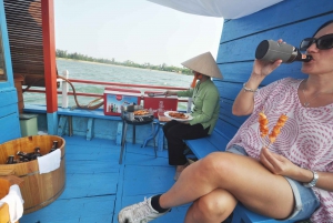 From Hoi An: Tra Que Farming & Sunset Cruise Private Tour