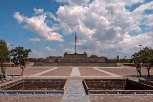 From Hue : Full-Day City Tour with Boat Trip and Lunch
