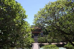 From Hue : Full-Day City Tour with Boat Trip and Lunch